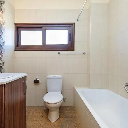Seafront Luxury Hotel 4*