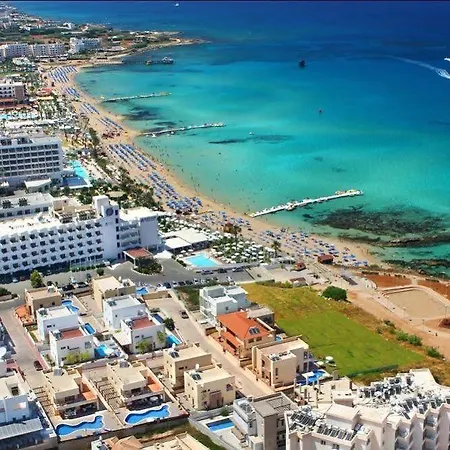 Hotel Seafront Luxury 4*