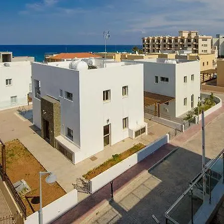 Seafront Luxury Hotel