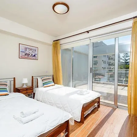 Seafront Luxury Hotel 4*